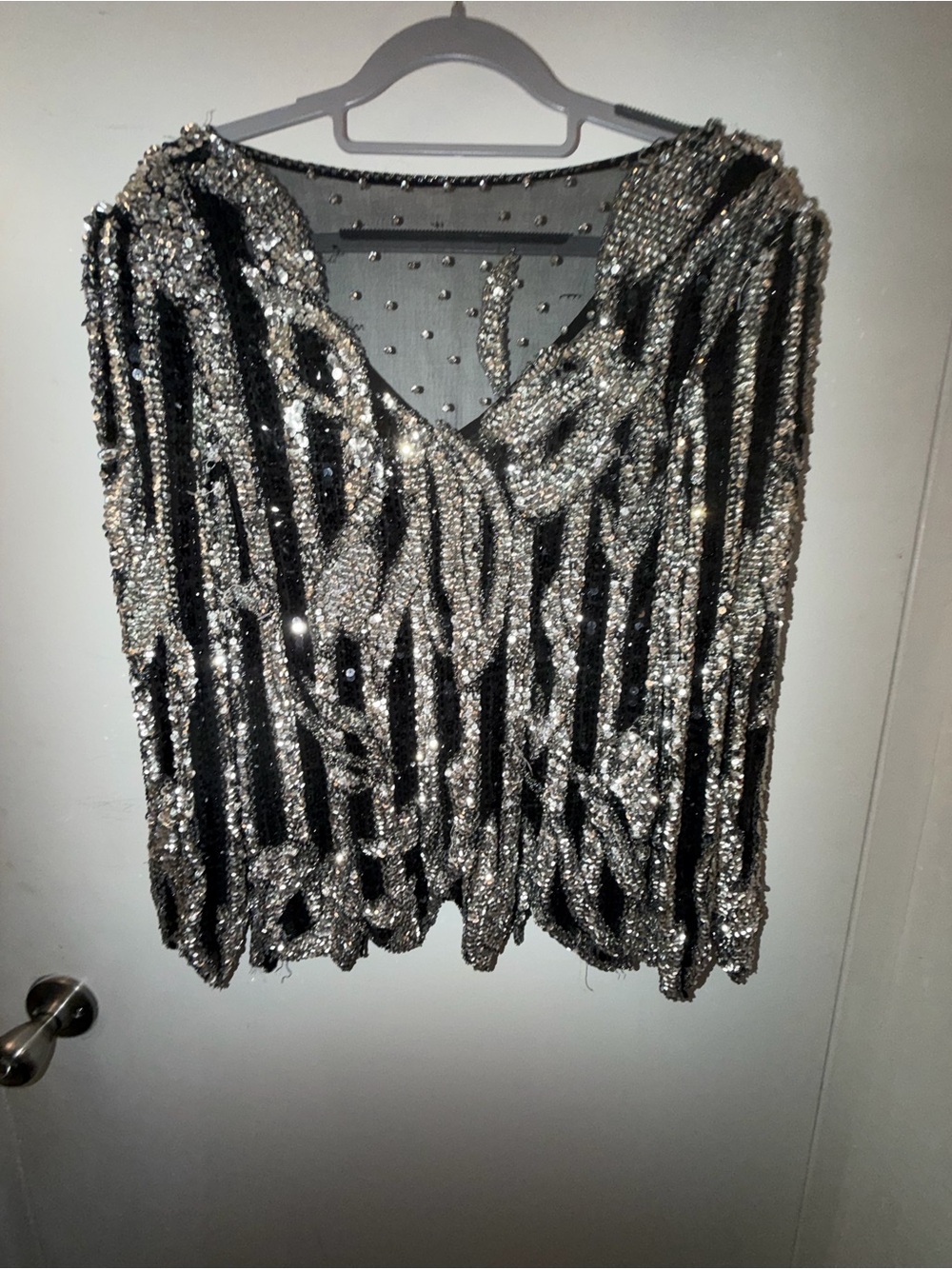 SHO MAX Vintage Blouse Medium Black Silver Sequined Short Sleeve.